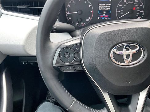 Used 2024 Toyota Corolla SE FWD image 23