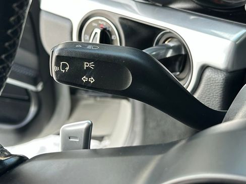 Used 2018 Porsche 911 Carrera image 28