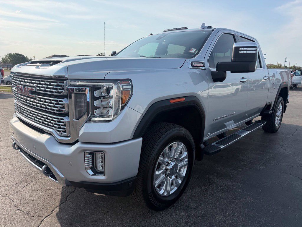 Used 2023 GMC Sierra 3500 Denali w/ Denali Ultimate Package AWD/4WD image 8