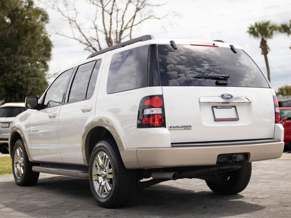 Used 2010 Ford Explorer Eddie Bauer RWD image 9