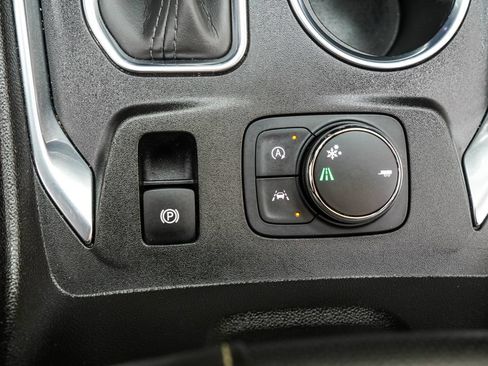 Used 2023 Chevrolet Traverse Premier w/ Redline Edition FWD image 27