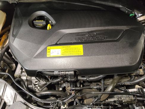 Used 2013 Ford Escape SEL AWD/4WD image 30