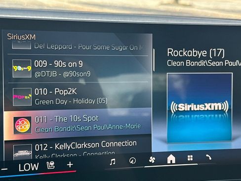 New 2026 BMW 330i Sedan w/ M Sport Package image 16