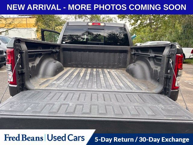 Used 2022 RAM 1500 Big Horn AWD/4WD image 11