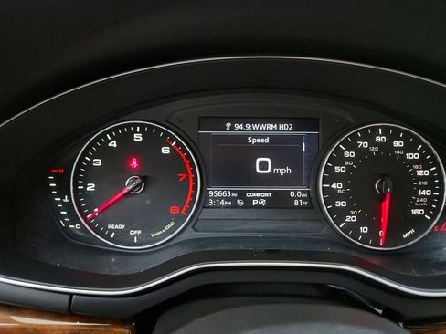 Used 2017 Audi A4 2.0T Premium FWD image 16
