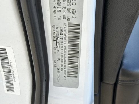 Used 2020 Dodge Durango SXT image 31