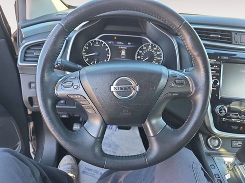 Used 2020 Nissan Murano SV image 12