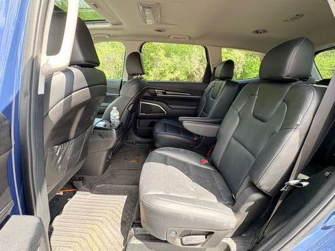 Used 2023 Kia Telluride S w/ S Sunroof Package AWD/4WD image 10