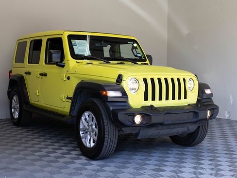 Used 2023 Jeep Wrangler Sport S w/ Sun And Sound Package image 6