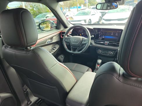 Used 2026 Chevrolet TrailBlazer RS w/ Convenience Package image 12