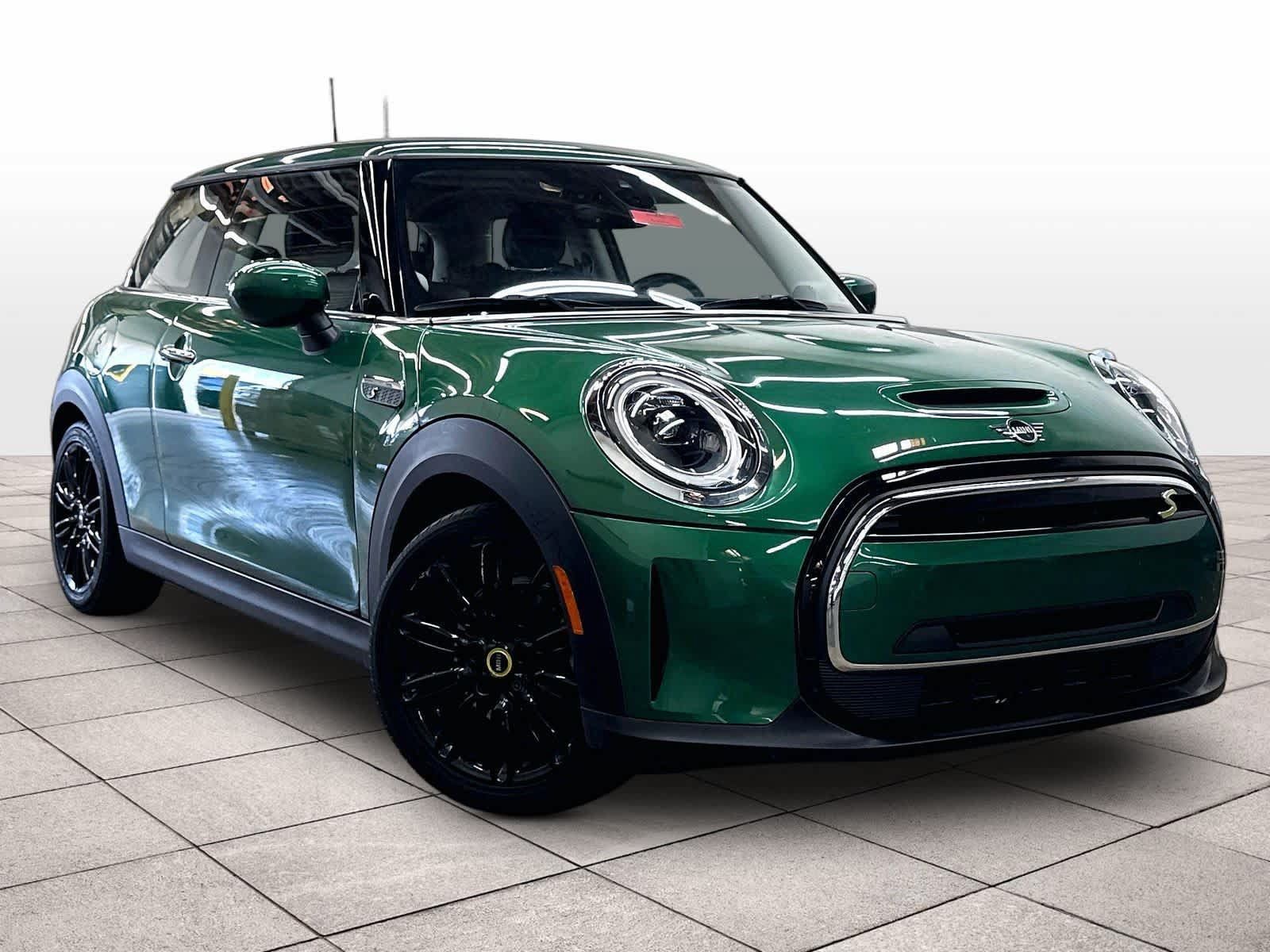 Used 2024 MINI Cooper SE FWD image 2
