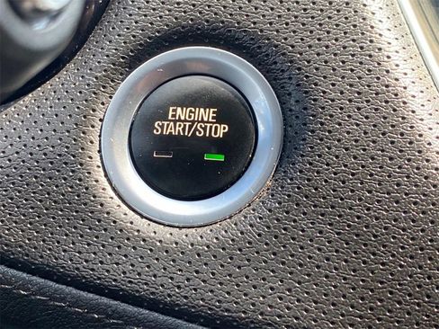 Used 2021 Cadillac XT5 Premium Luxury image 32