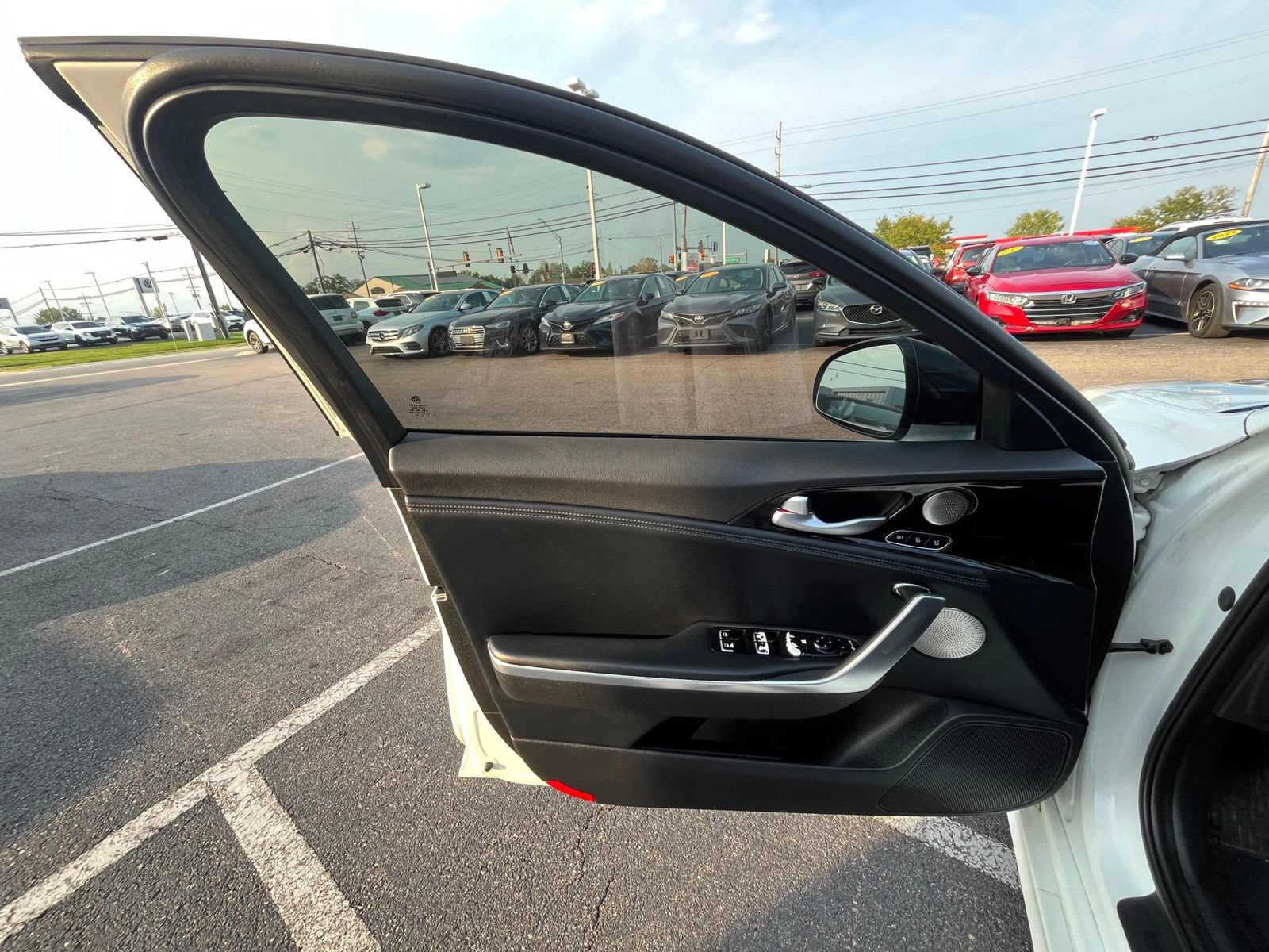 Used 2018 Kia Stinger Premium RWD image 43