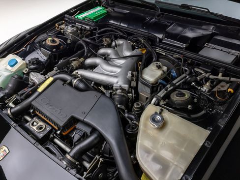 Used 1989 Porsche 944 Turbo RWD image 20