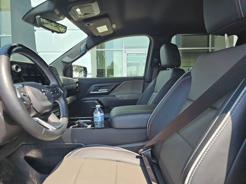 Used 2026 Chevrolet Silverado EV Trail Boss AWD/4WD image 24