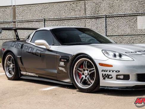 Used 2009 Chevrolet Corvette Z06 w/ Preferred Equipment Group RWD image 36