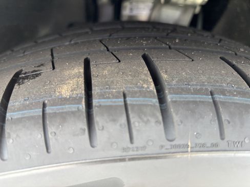 New 2026 BMW X7 xDrive40i w/ M Sport Package AWD/4WD image 12