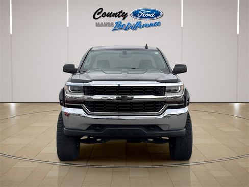 Used 2018 Chevrolet Silverado 1500 LT image 6