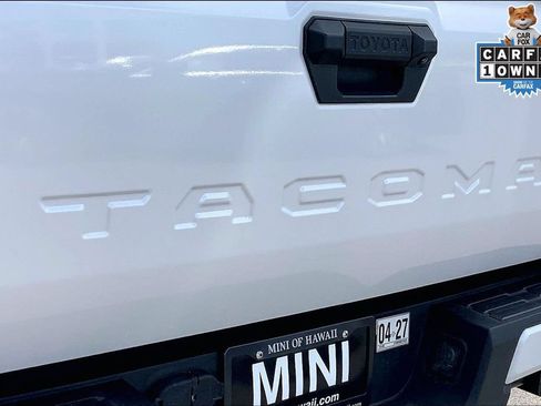 Used 2025 Toyota Tacoma TRD Sport RWD image 8