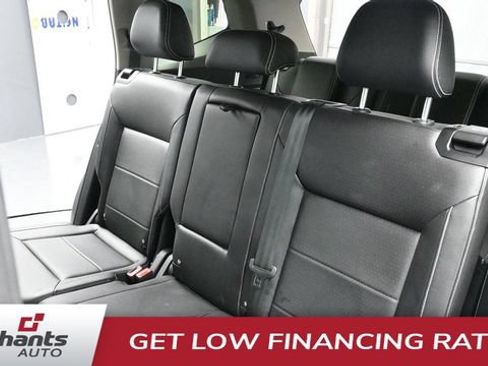 Used 2023 Volkswagen Atlas SE w/ Black Wheel Package AWD/4WD image 28