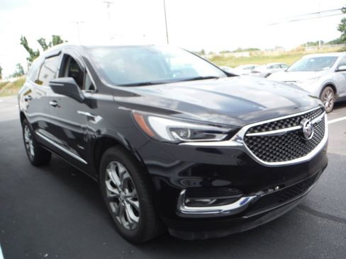 Used 2019 Buick Enclave Avenir w/ Avenir Technology Package AWD/4WD image 8