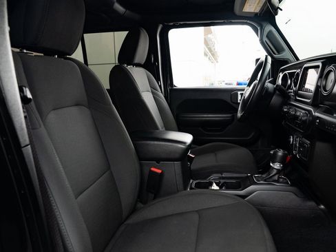 Used 2022 Jeep Wrangler Unlimited Sport image 25