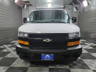 Used 2019 Chevrolet Express 3500 LS video 3