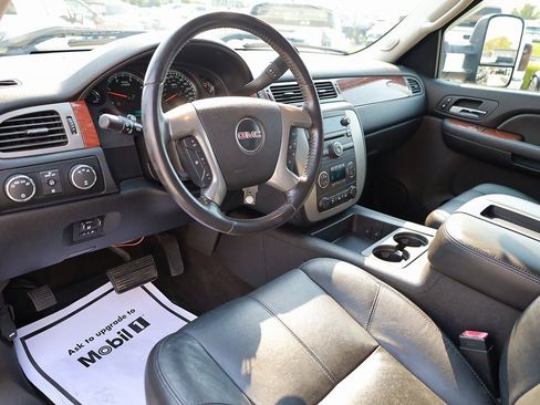 Used 2008 GMC Sierra 2500 SLT w/ Z71 Off-Road Package image 13