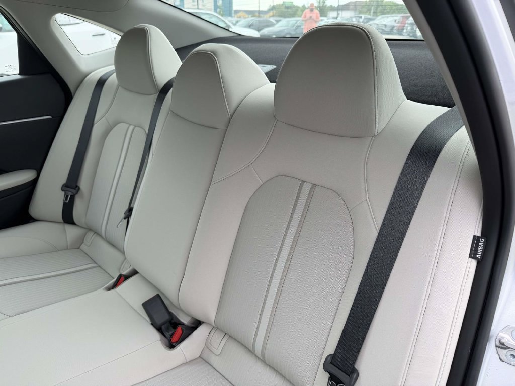 Certified 2026 Hyundai Sonata Blue FWD image 28