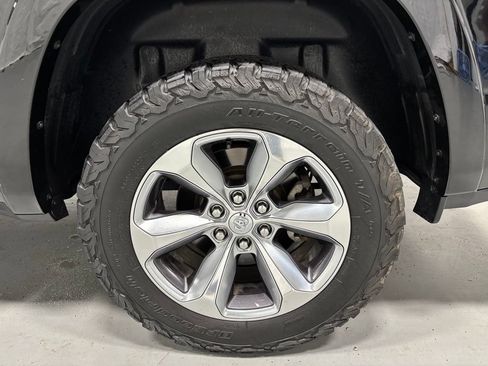Used 2021 RAM 1500 Limited w/ Bed Utility Group AWD/4WD image 61