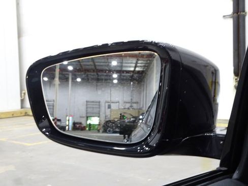 Used 2023 BMW 330e xDrive w/ M Sport Package image 49