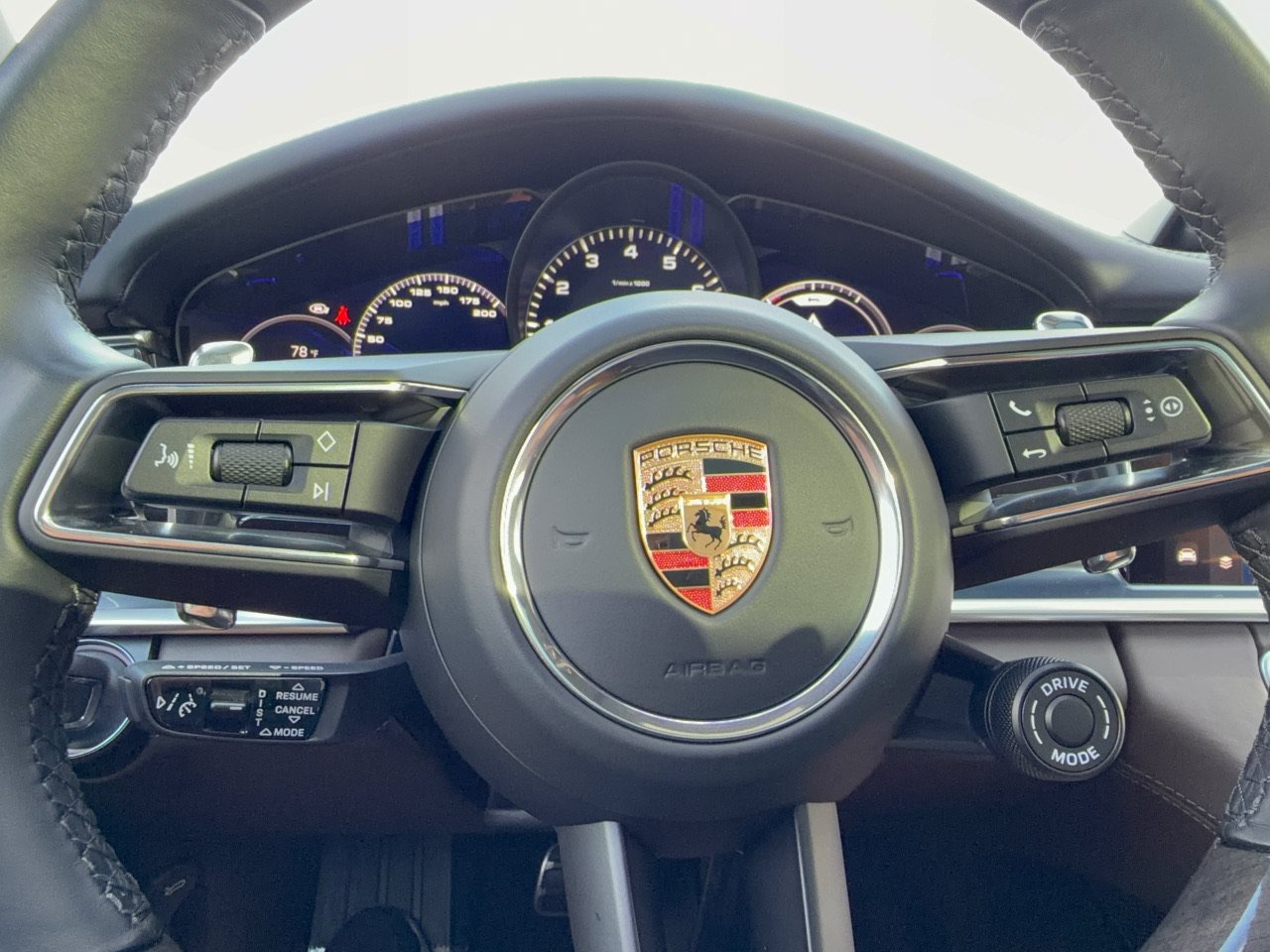 Certified 2023 Porsche Panamera 4S AWD/4WD image 10