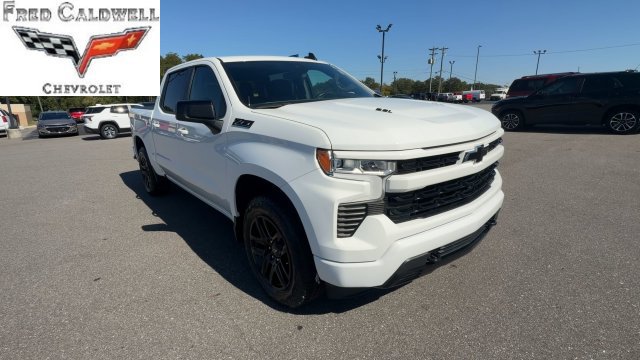 Used 2023 Chevrolet Silverado 1500 RST w/ Convenience Package II AWD/4WD image 5