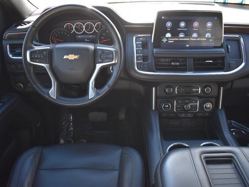 Used 2021 Chevrolet Suburban LT image 20