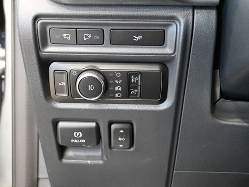 Certified 2023 Ford F150 Lariat w/ Equipment Group 502A High image 22