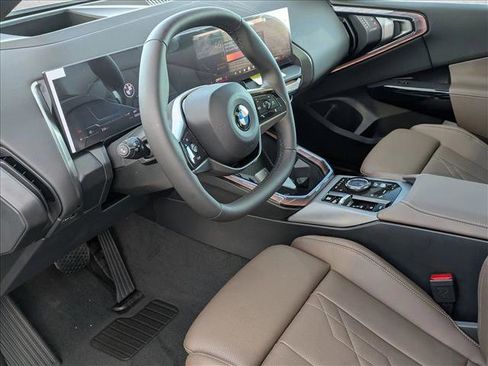 Used 2026 BMW X3 xDrive30 w/ Premium Package AWD/4WD image 3