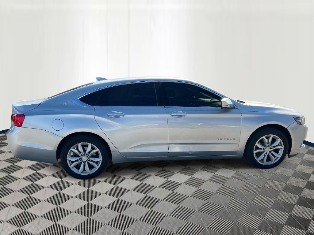 Used 2018 Chevrolet Impala LT w/ LT Convenience Package FWD image 5