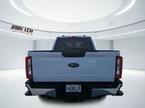 Used 2025 Ford F250 XLT AWD/4WD image 4