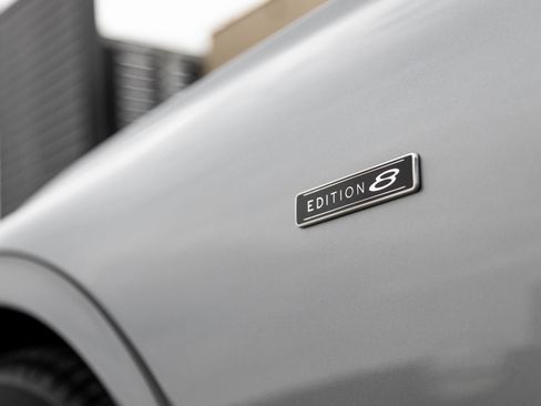 Used 2024 Bentley Continental GT image 32