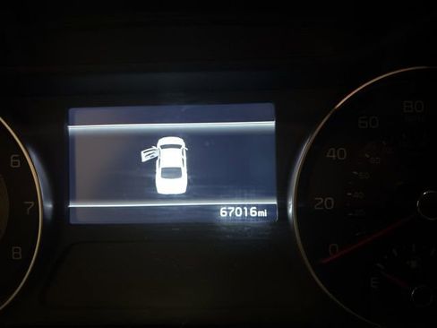 Certified 2023 Kia Forte LXS image 12