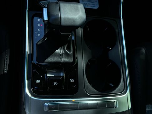 New 2026 Kia Carnival EX FWD image 47