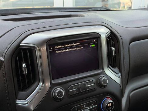 Used 2020 Chevrolet Silverado 1500 RST AWD/4WD image 51