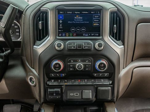 Used 2021 GMC Sierra 2500 Denali w/ Denali Ultimate Package AWD/4WD image 23