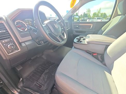 Used 2016 RAM 1500 Express AWD/4WD image 15