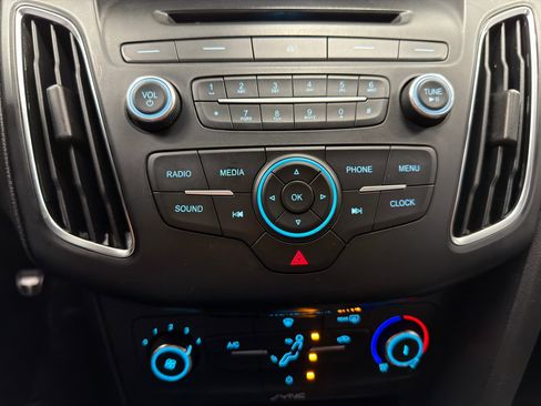 Used 2017 Ford Focus ST image 23