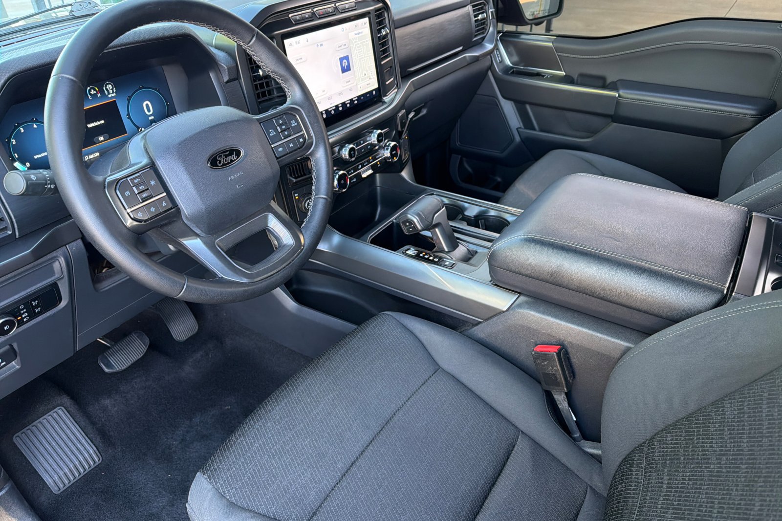 Used 2024 Ford F150 XLT w/ FX4 Off-Road Package AWD/4WD image 10