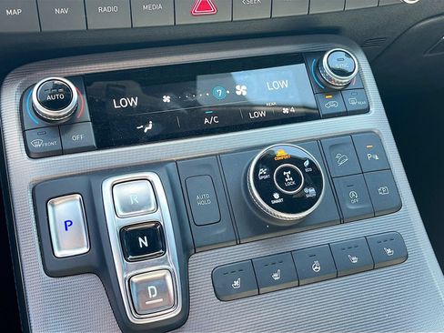 Used 2023 Hyundai Palisade Calligraphy AWD/4WD image 16