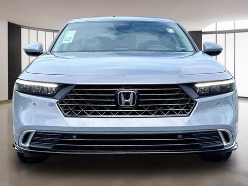 Certified 2025 Honda Accord Touring image 2