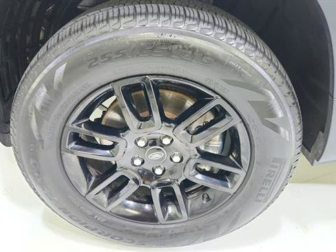 Used 2025 Land Rover Defender 110 S AWD/4WD image 36