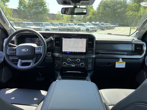 New 2026 Ford F250 Lariat w/ FX4 Off-Road Package AWD/4WD image 23